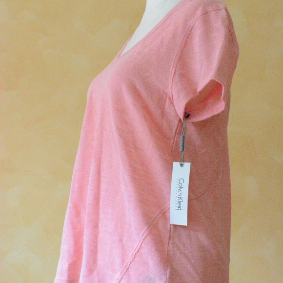 Calvin Klein - Picture 2 of 4